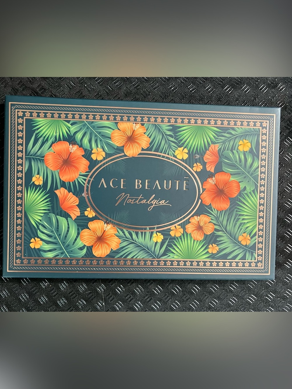 Ace Beauté Nostalgia Palette – Teal & Orange Floral Design